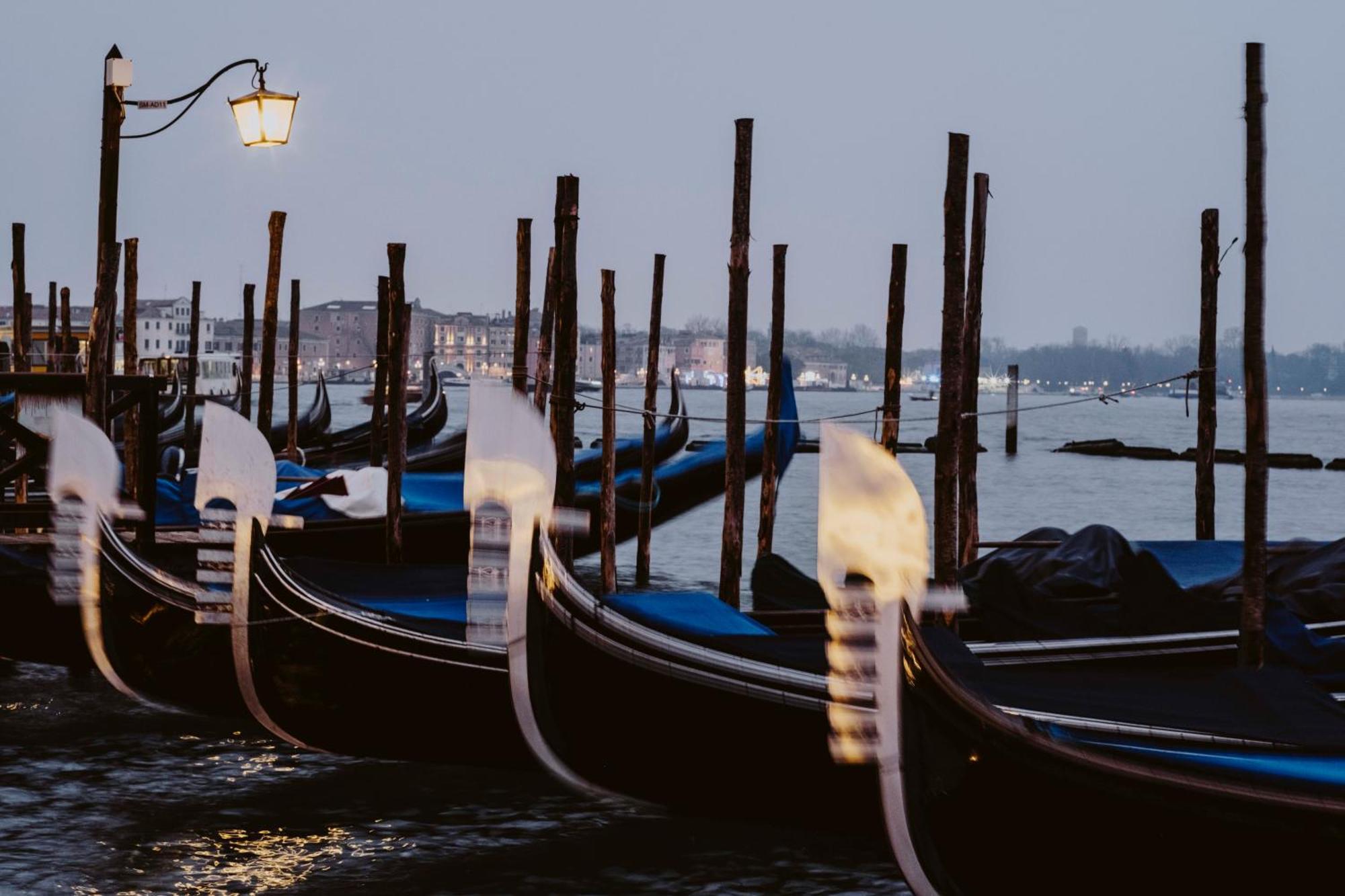 Ca' Della Scimmia - Rialto Bridge, Venecia Exterior foto